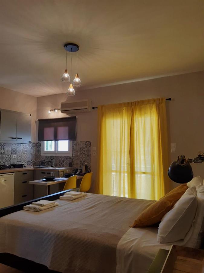 Studios Margaret, Poros Island Poros Town Exterior photo